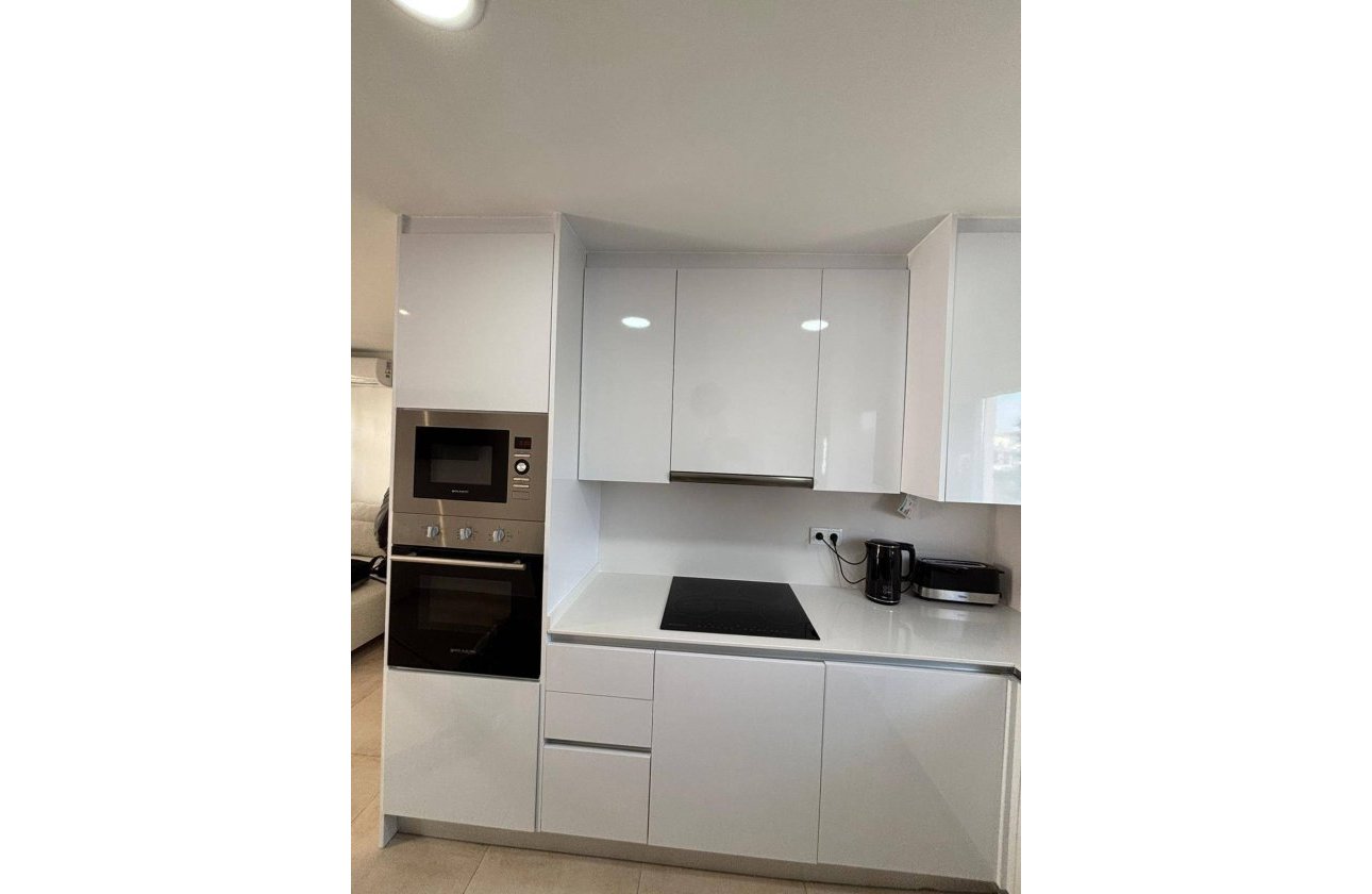 Resale - Apartment -
Orihuela Costa - La Zenia