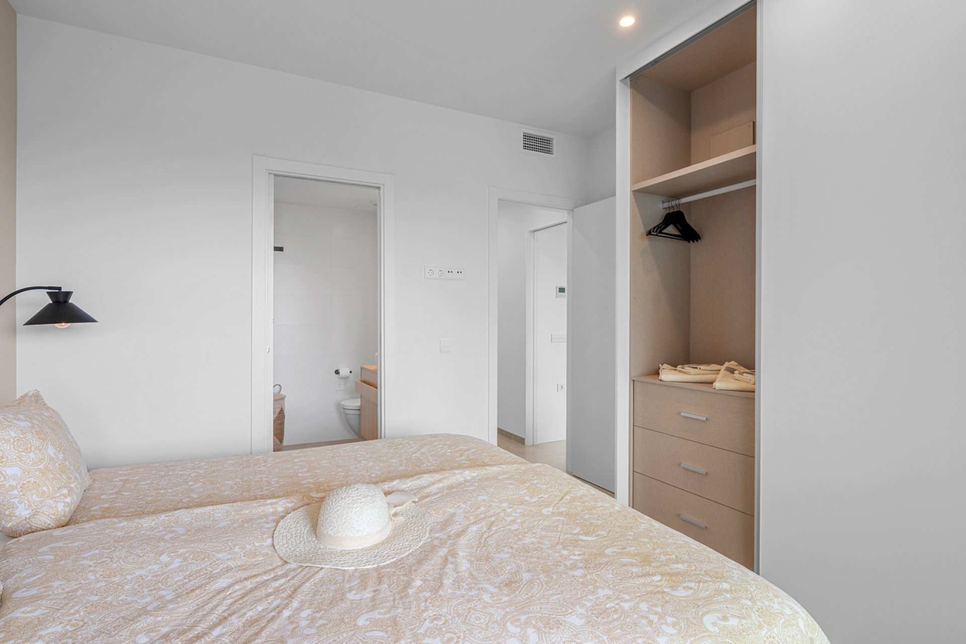 Resale - Apartment -
Orihuela Costa - Las Colinas Golf
