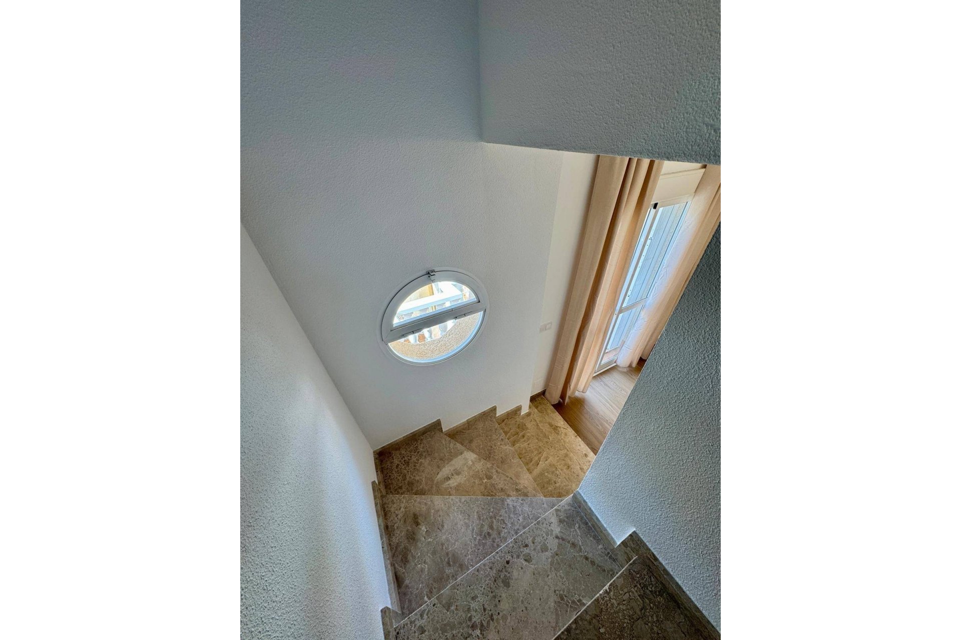 Resale - Apartment -
Orihuela Costa - Las Filipinas