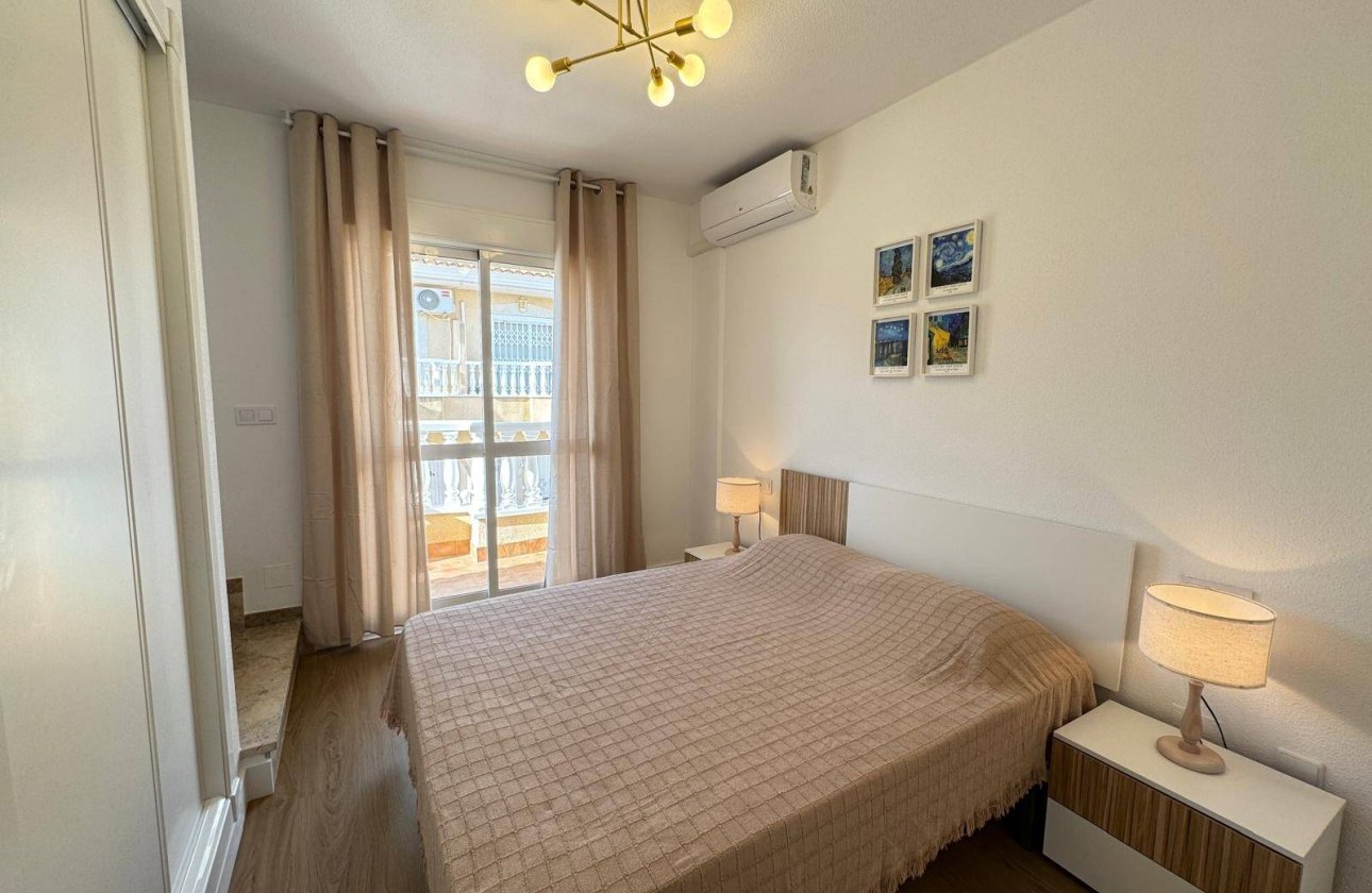 Resale - Apartment -
Orihuela Costa - Las Filipinas