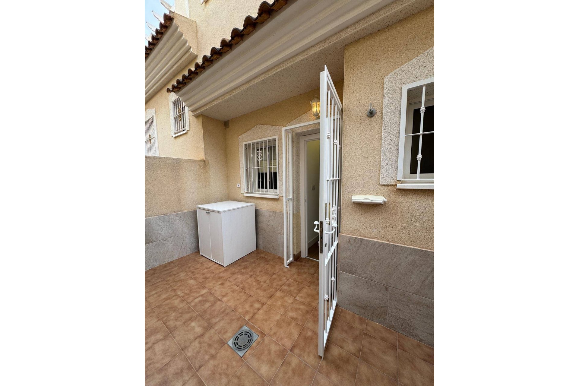 Resale - Apartment -
Orihuela Costa - Las Filipinas