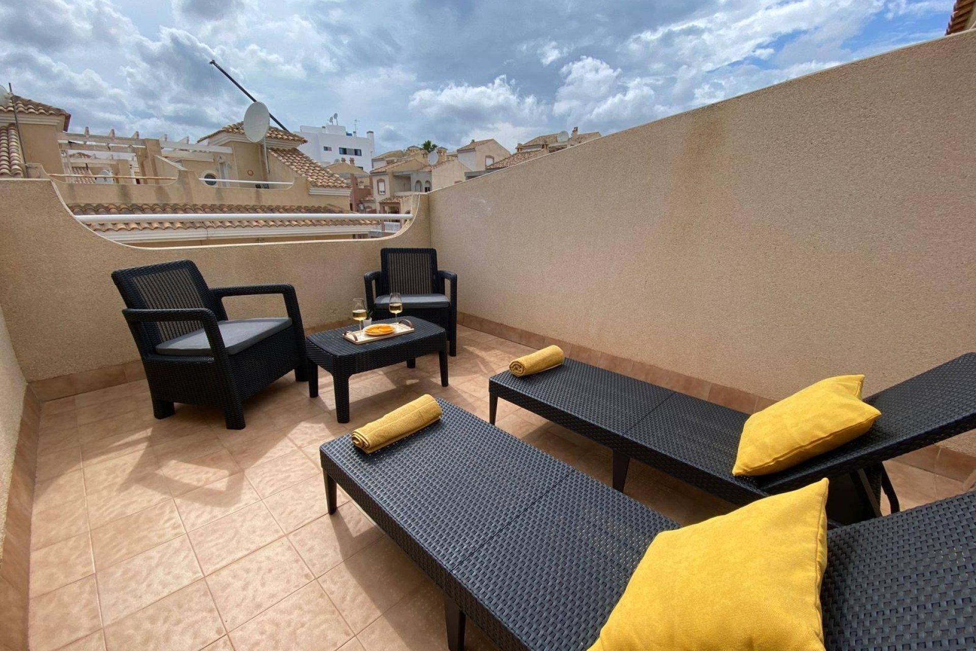 Resale - Apartment -
Orihuela Costa - Las Filipinas