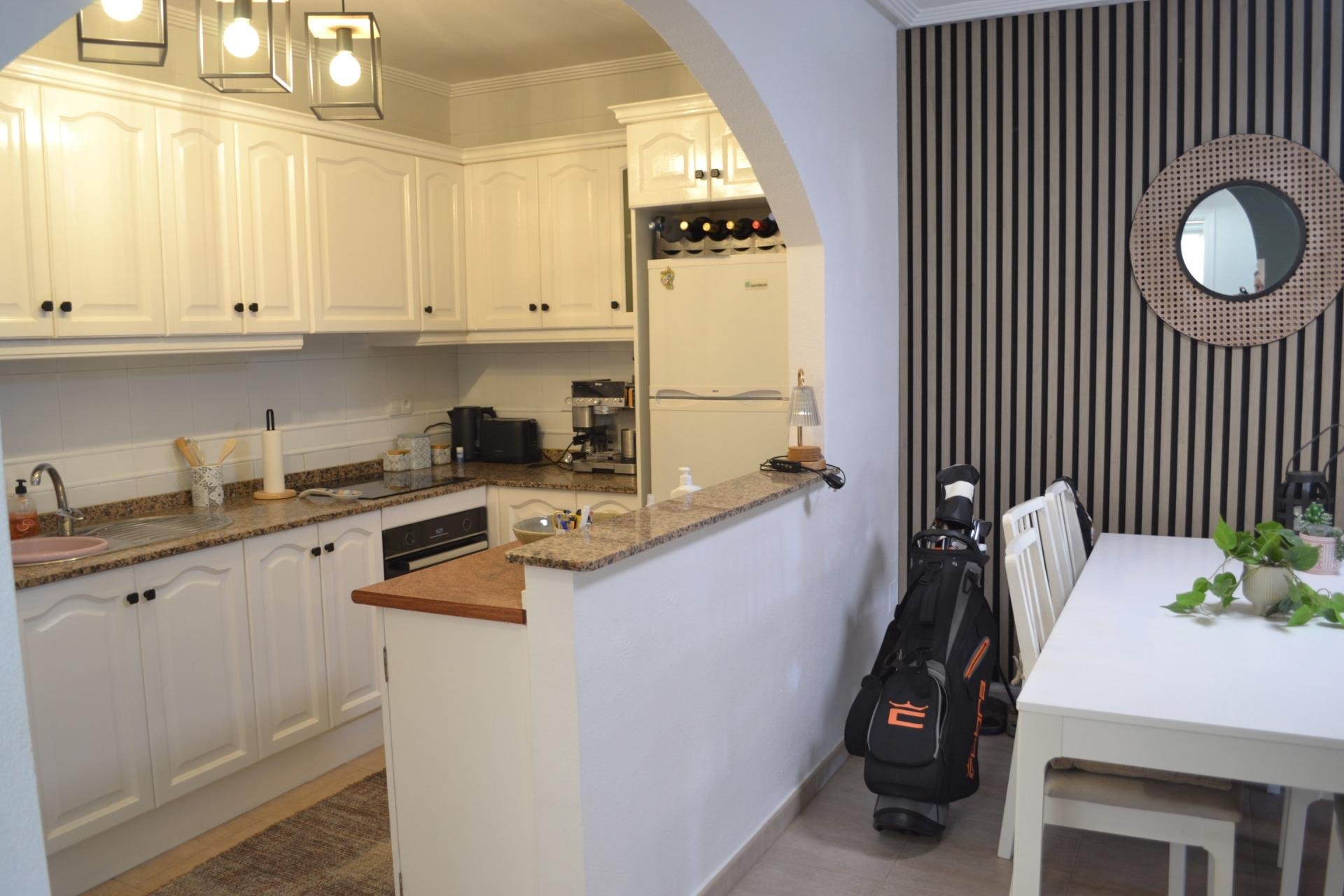 Resale - Apartment -
Orihuela Costa - Las Filipinas