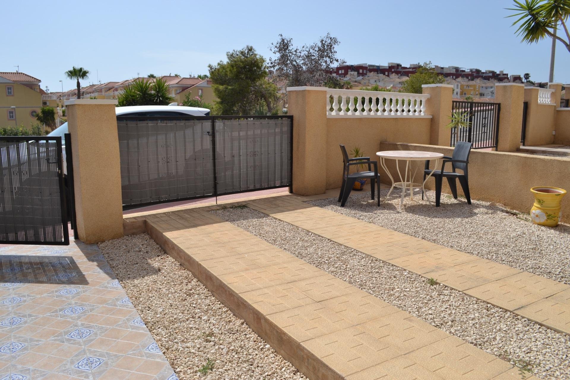 Resale - Apartment -
Orihuela Costa - Las Filipinas