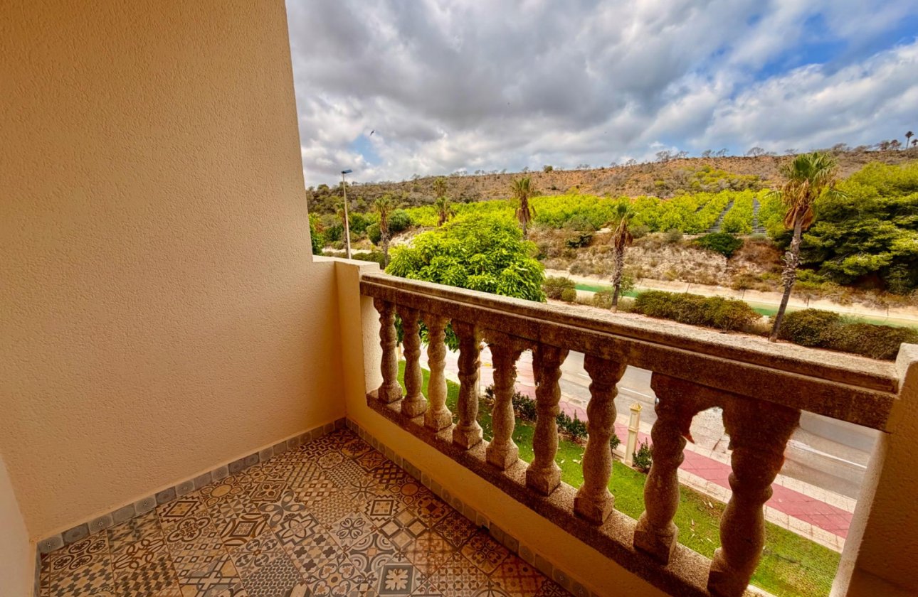 Resale - Apartment -
Orihuela Costa - Las Ramblas