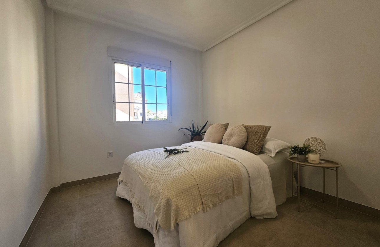 Resale - Apartment -
Orihuela Costa - Lomas de Cabo Roig