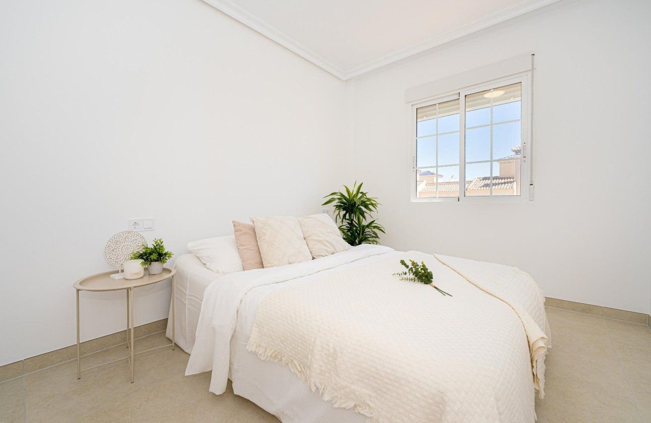 Resale - Apartment -
Orihuela Costa - Lomas de Cabo Roig