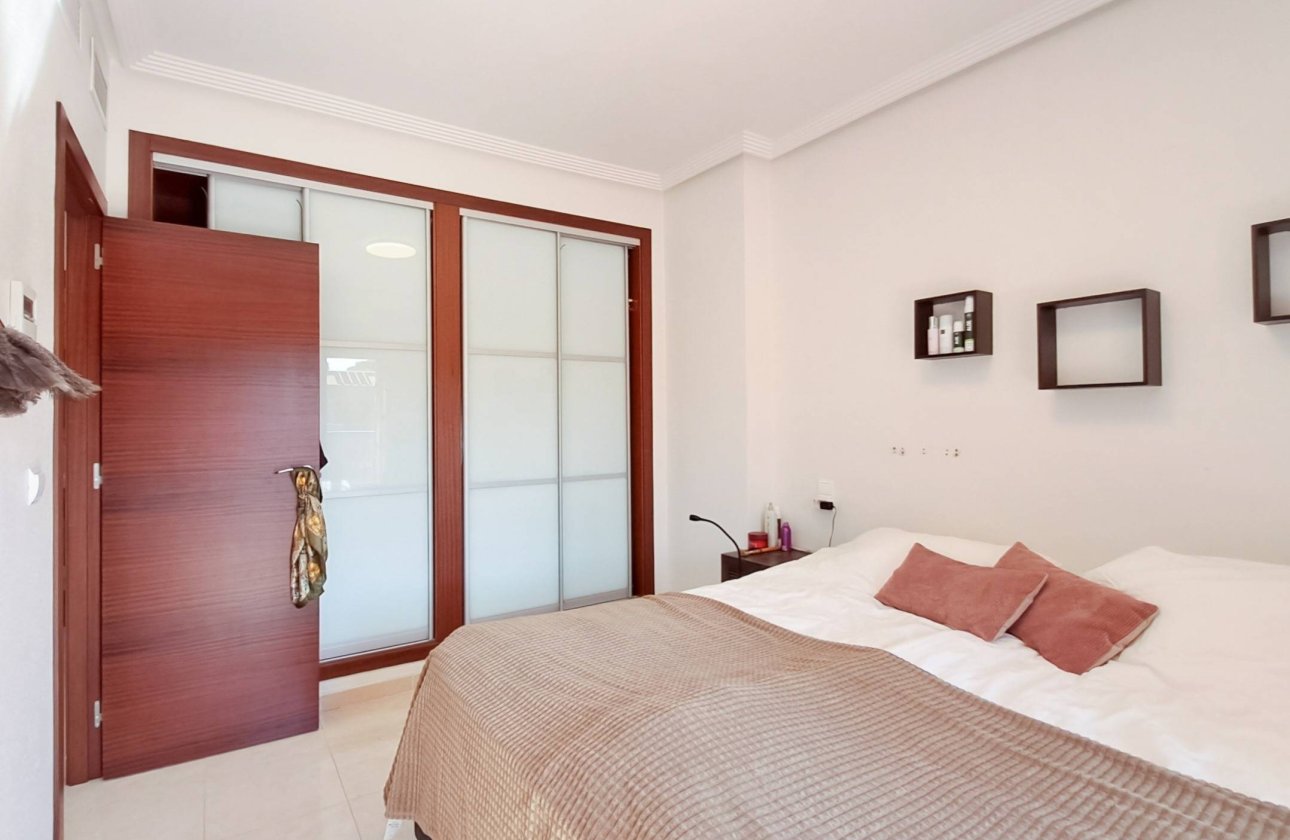 Resale - Apartment -
Orihuela Costa - Lomas de Cabo Roig