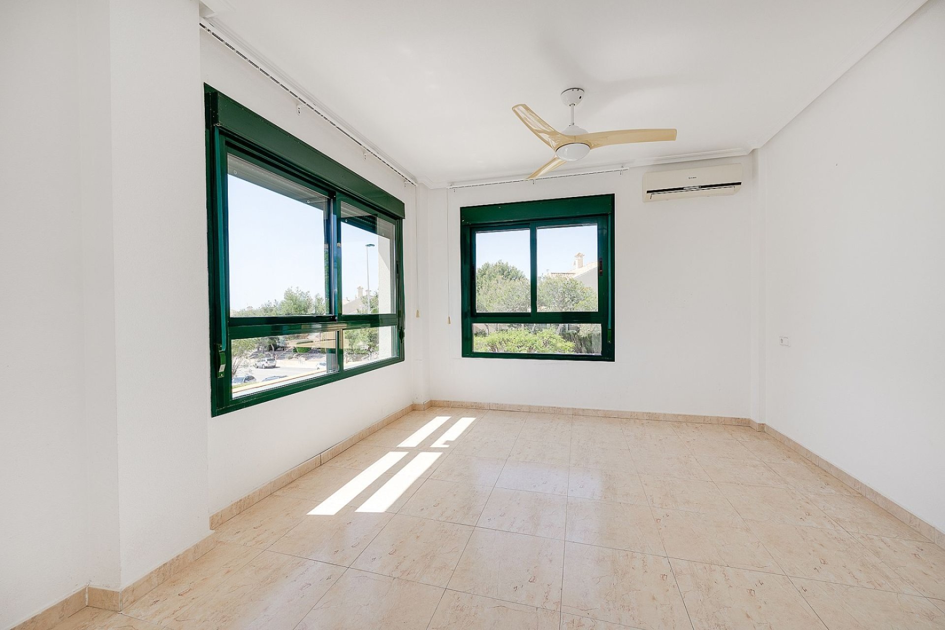 Resale - Apartment -
Orihuela Costa - Lomas de Campoamor