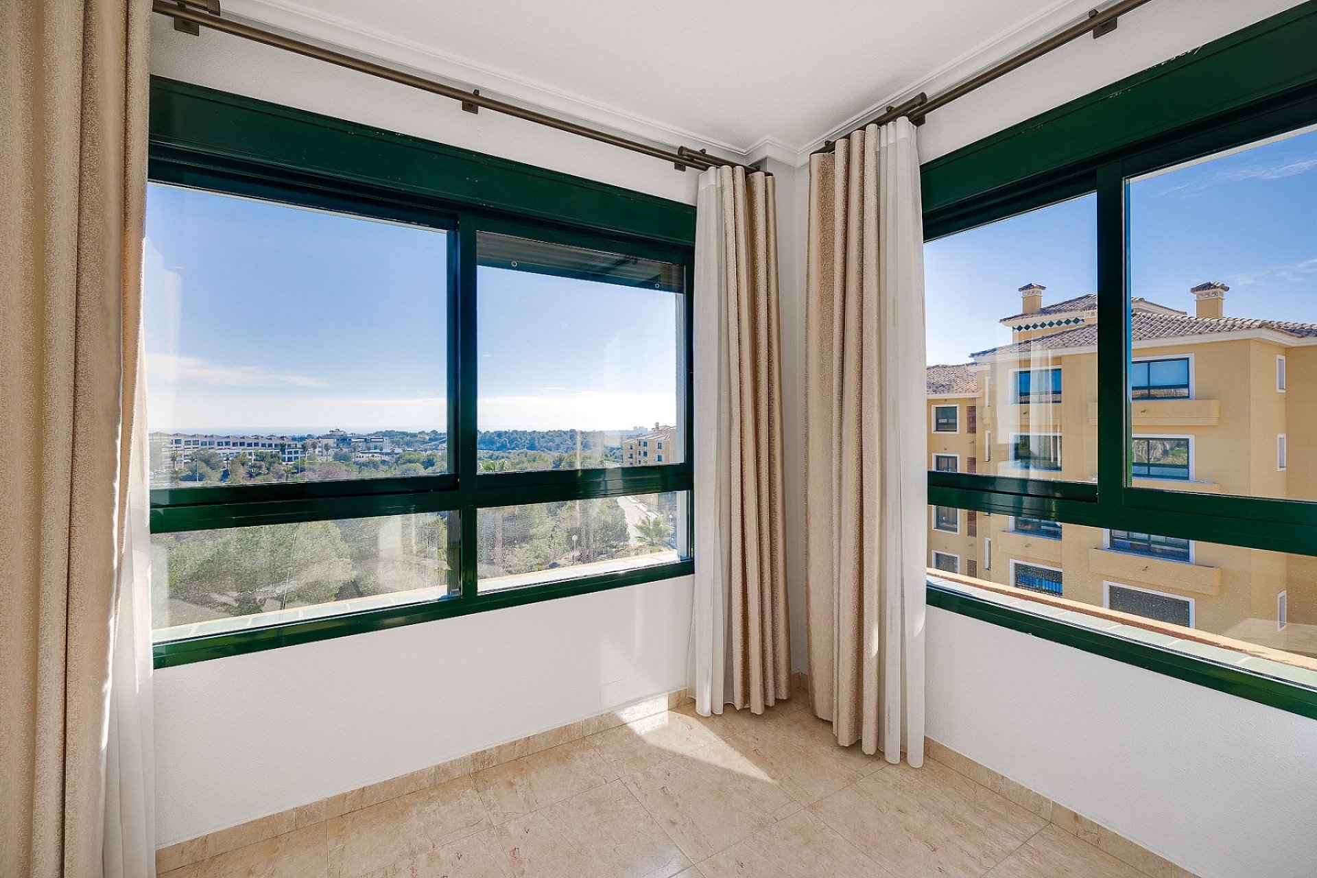 Resale - Apartment -
Orihuela Costa - Lomas de Campoamor