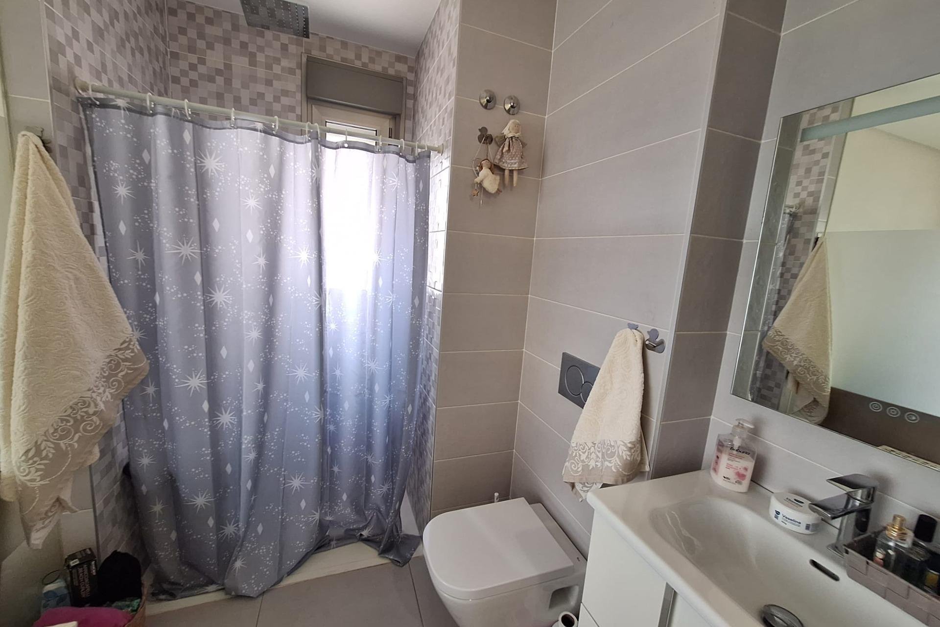 Resale - Apartment -
Orihuela Costa - Los Dolses