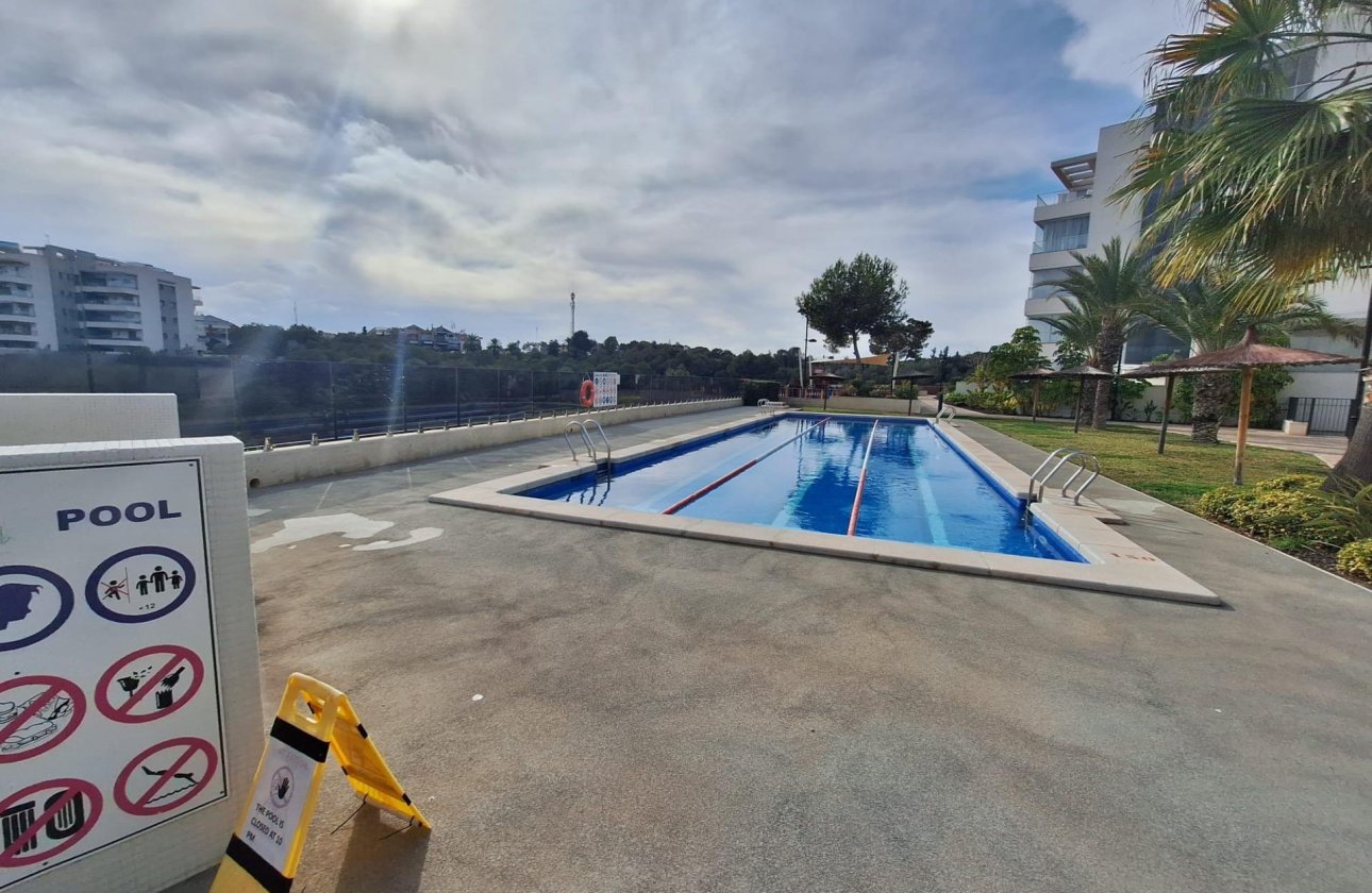 Resale - Apartment -
Orihuela Costa - Los Dolses