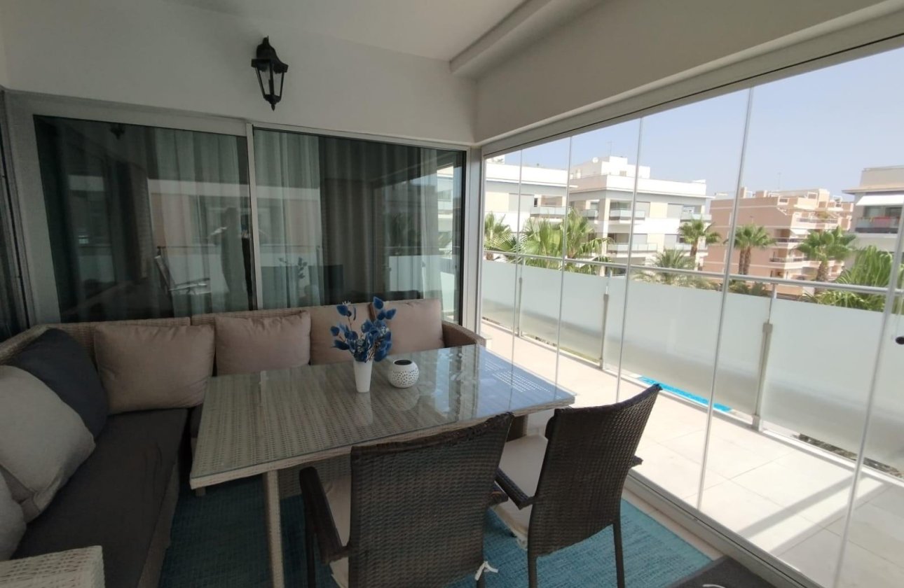 Resale - Apartment -
Orihuela Costa - Los Dolses