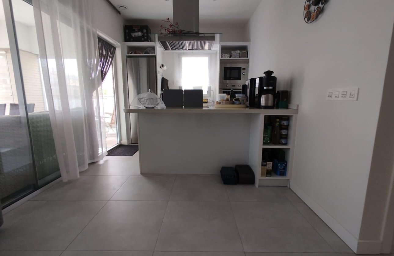 Resale - Apartment -
Orihuela Costa - Los Dolses