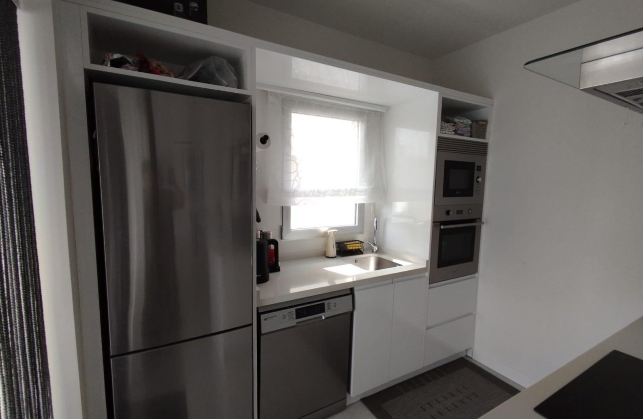 Resale - Apartment -
Orihuela Costa - Los Dolses