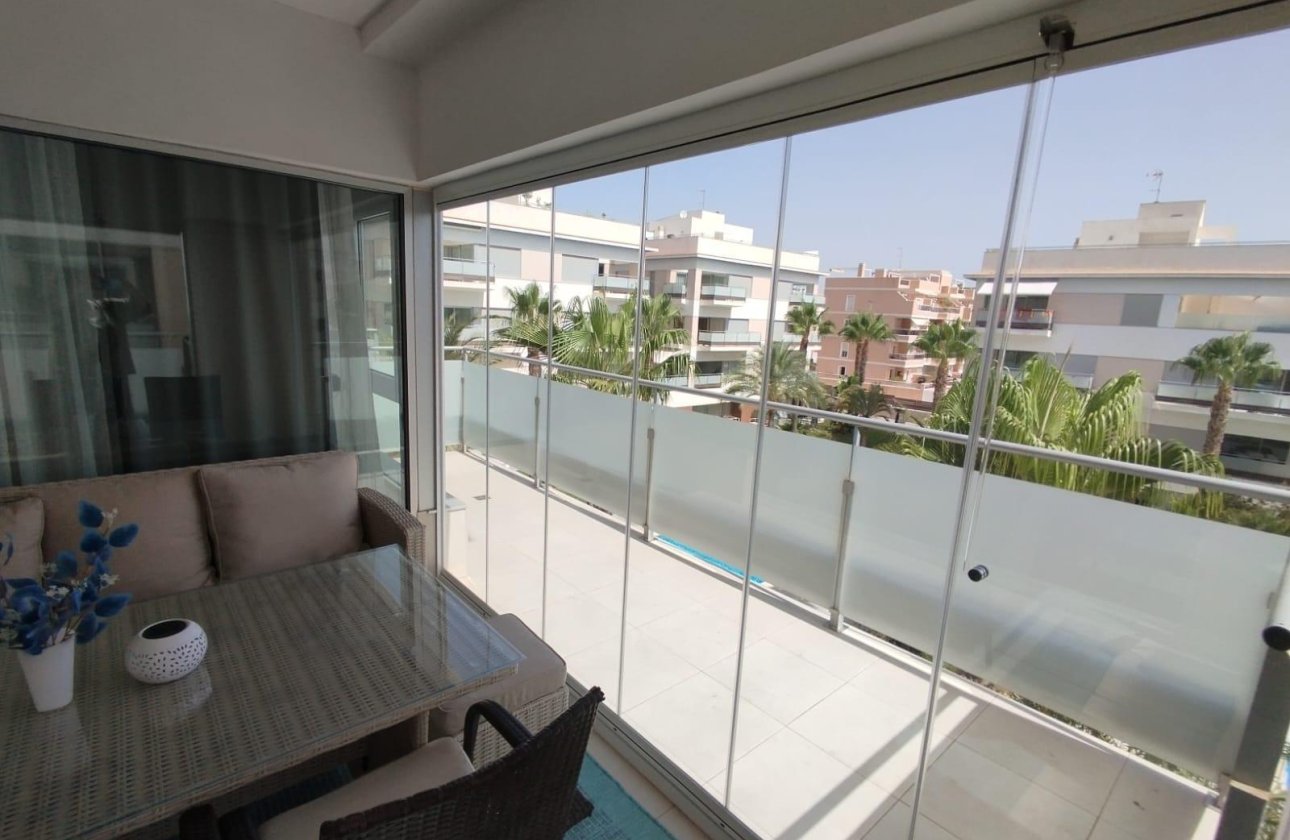 Resale - Apartment -
Orihuela Costa - Los Dolses