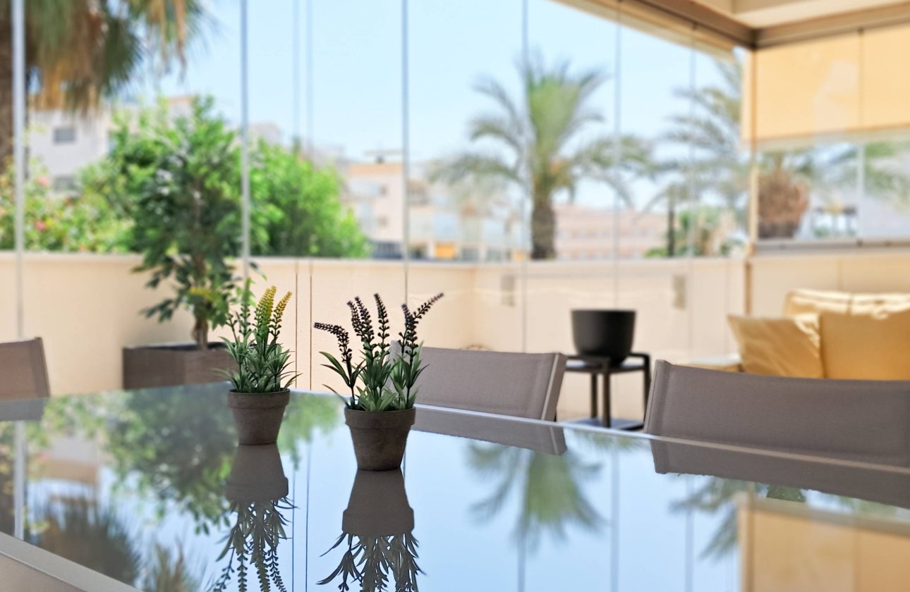 Resale - Apartment -
Orihuela Costa - Los Dolses