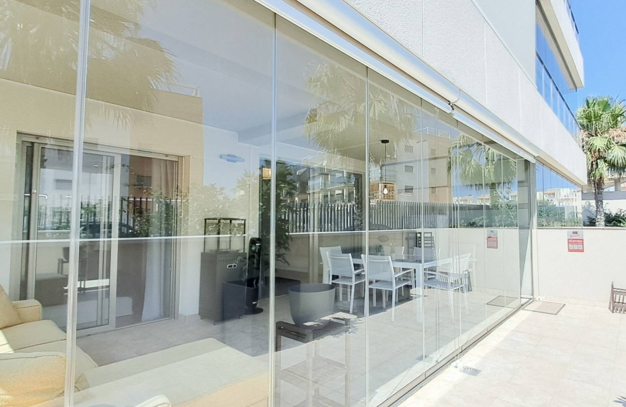 Resale - Apartment -
Orihuela Costa - Los Dolses