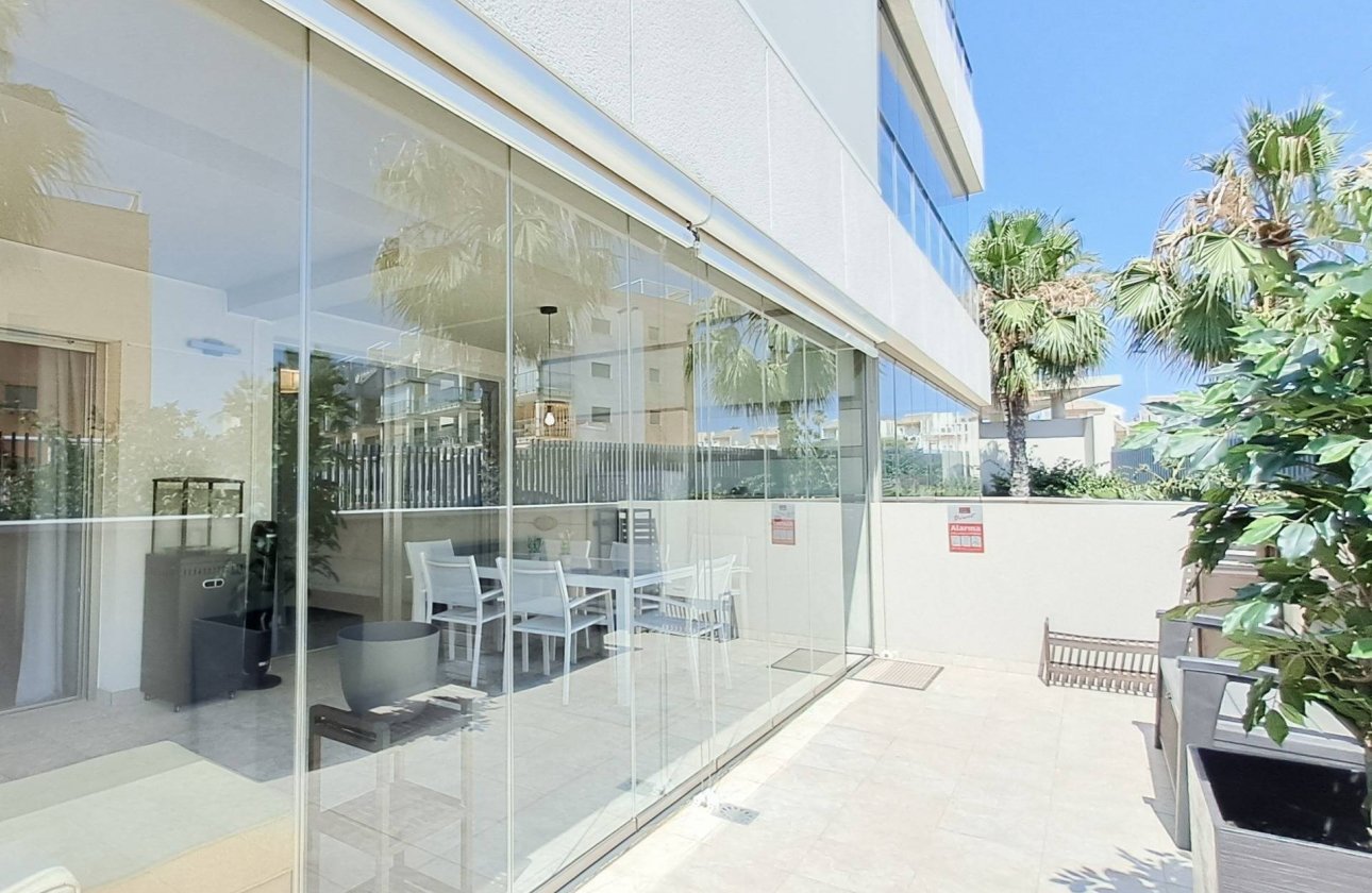 Resale - Apartment -
Orihuela Costa - Los Dolses