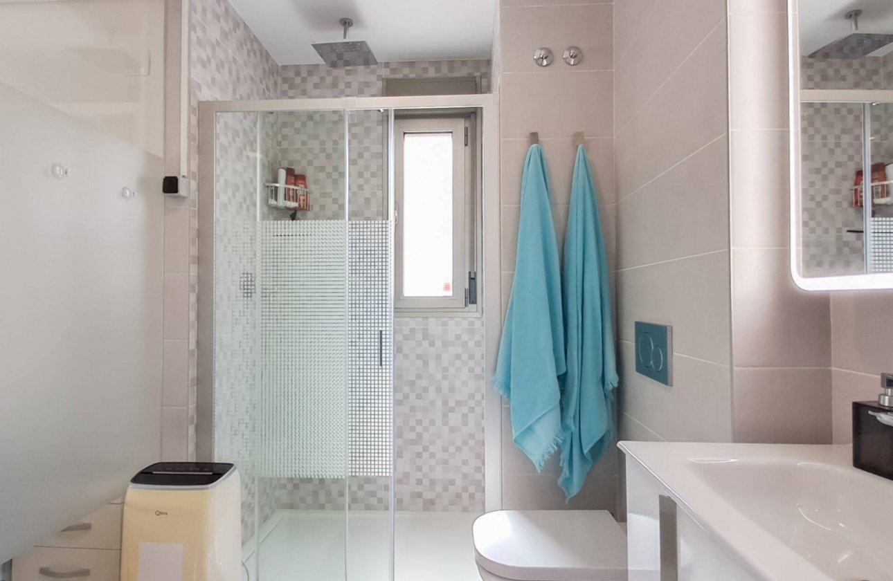 Resale - Apartment -
Orihuela Costa - Los Dolses