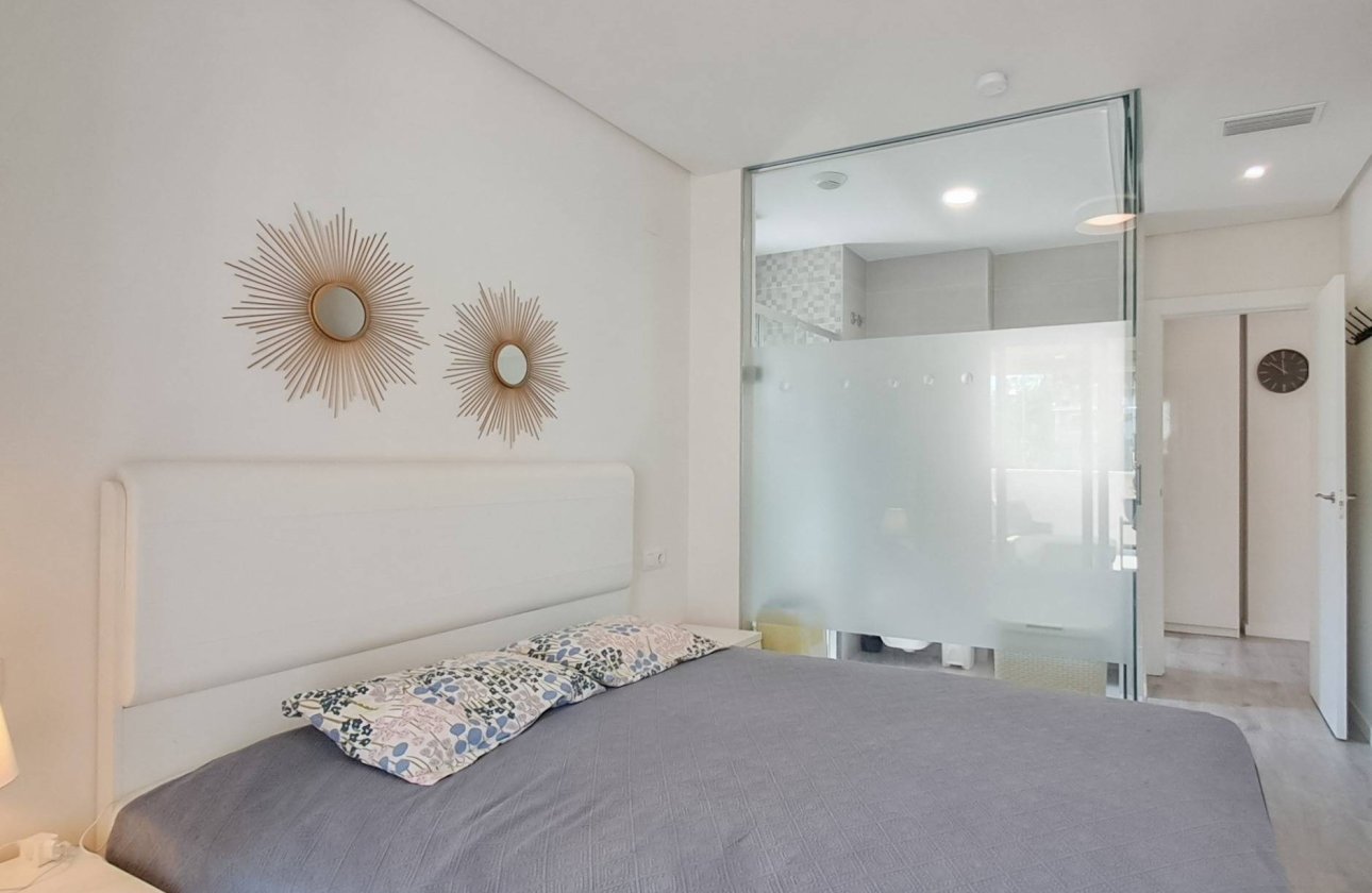 Resale - Apartment -
Orihuela Costa - Los Dolses