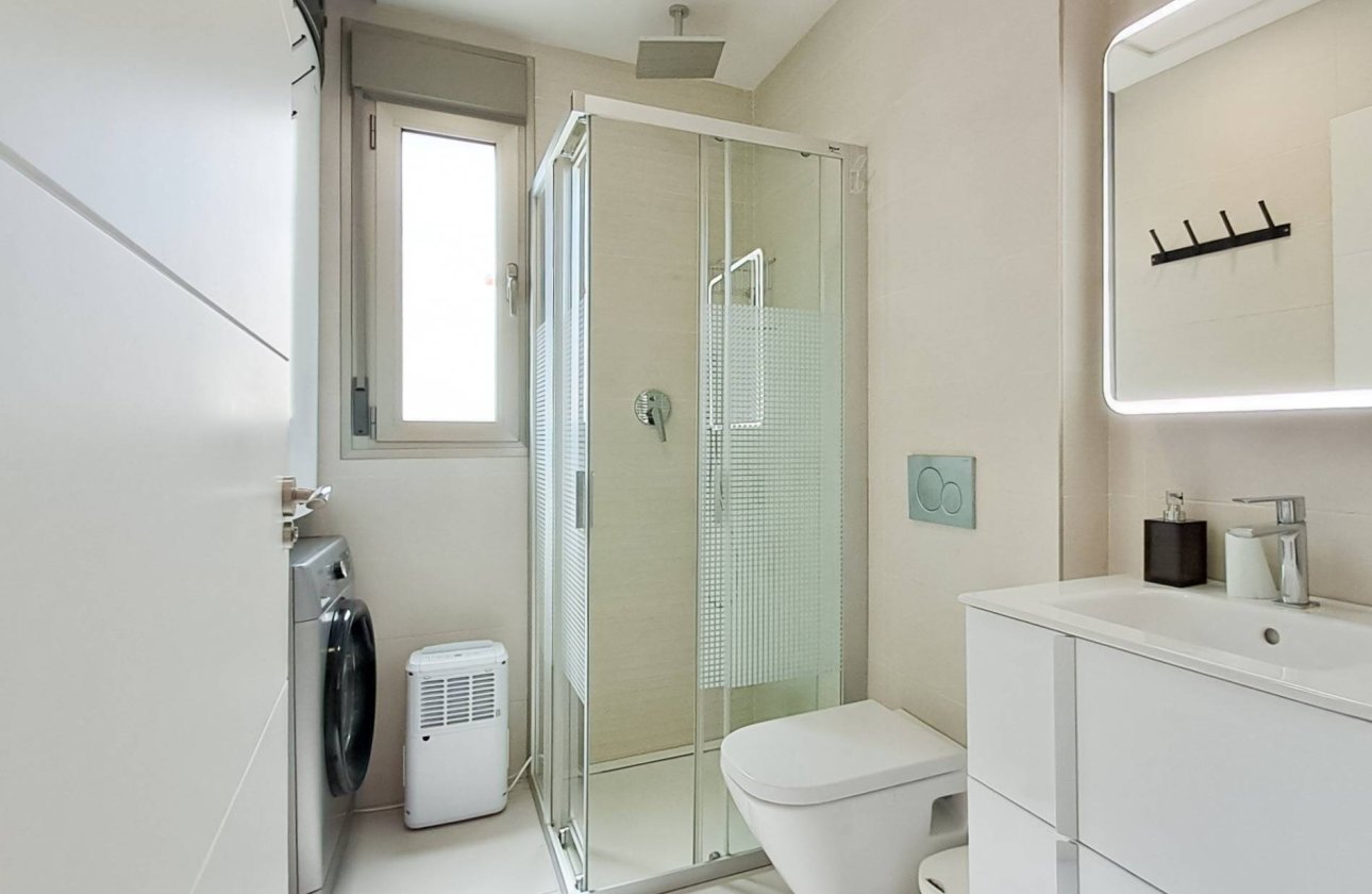 Resale - Apartment -
Orihuela Costa - Los Dolses