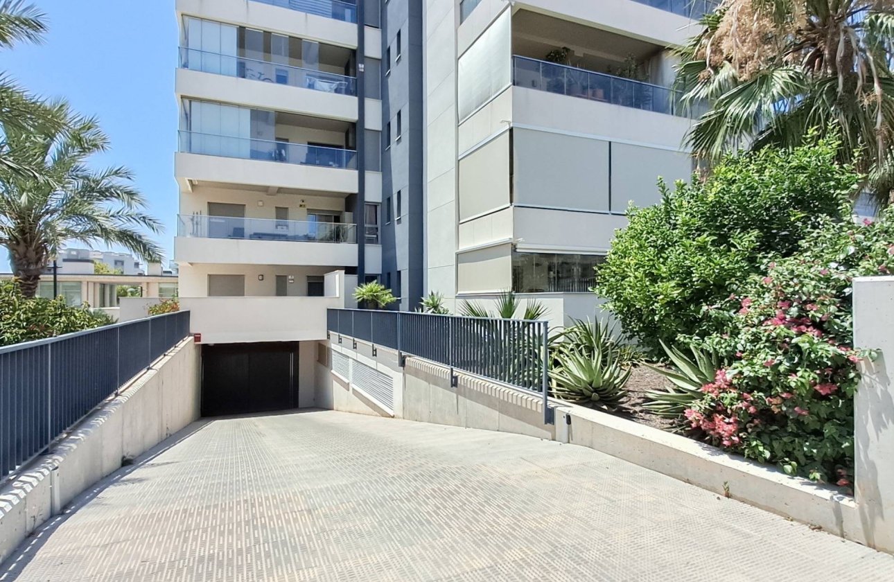 Resale - Apartment -
Orihuela Costa - Los Dolses