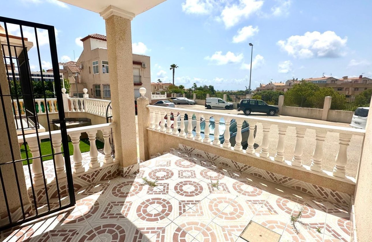Resale - Apartment -
Orihuela Costa - Playa Flamenca