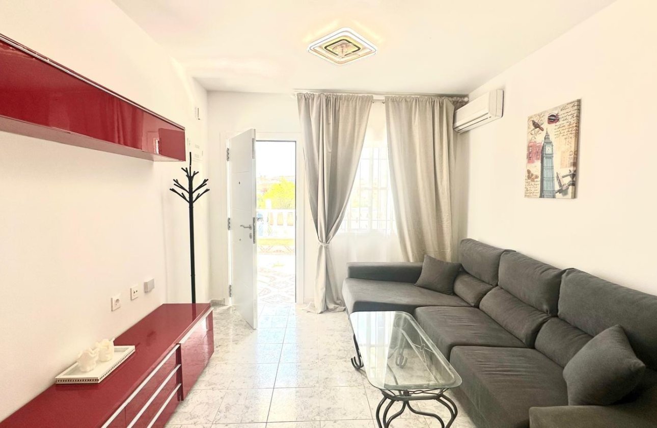 Resale - Apartment -
Orihuela Costa - Playa Flamenca