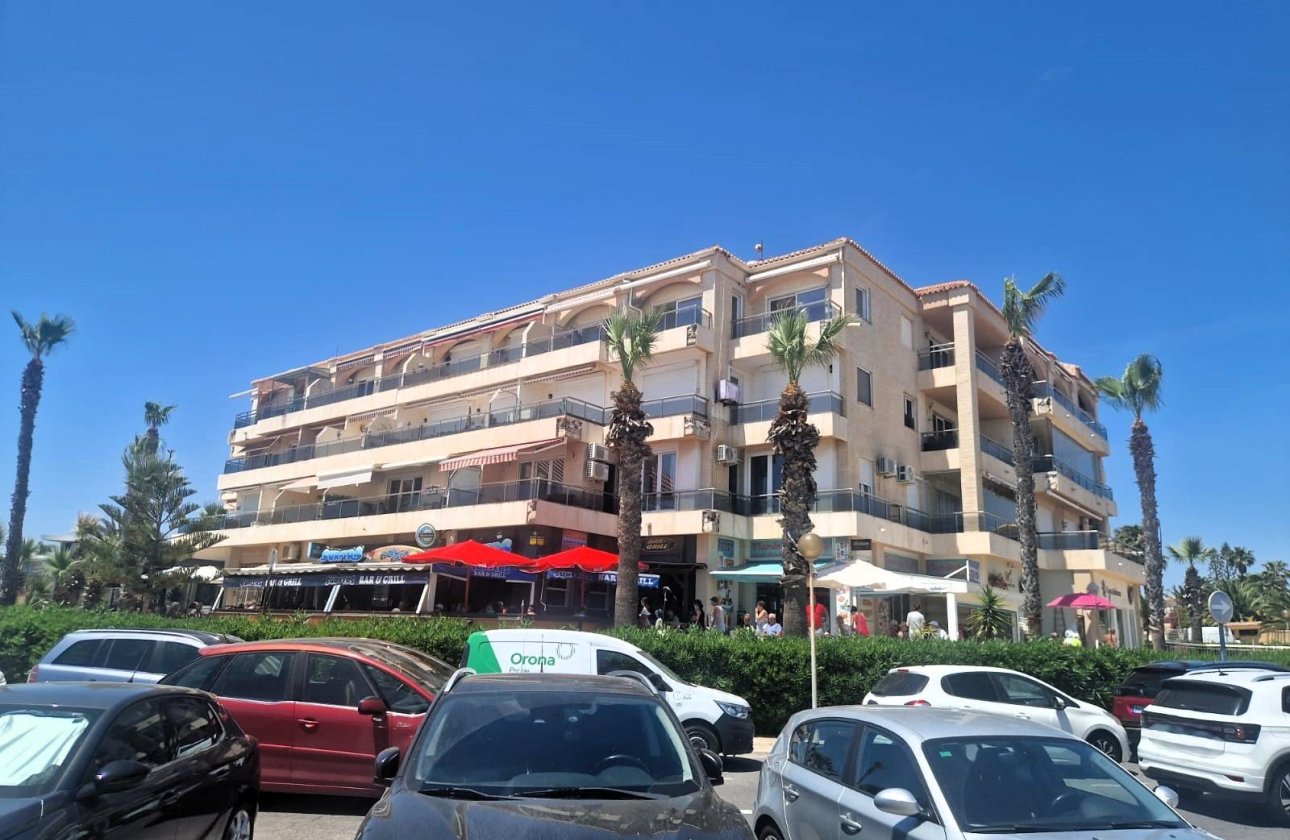 Resale - Apartment -
Orihuela Costa - Playa Flamenca