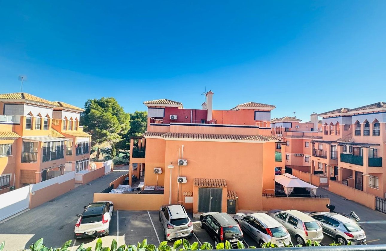Resale - Apartment -
Orihuela Costa - Playa Flamenca