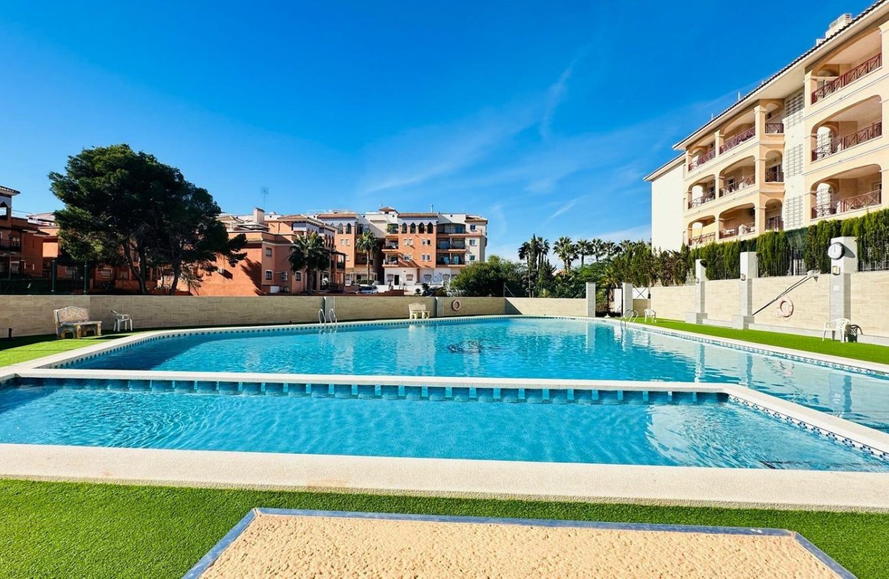 Resale - Apartment -
Orihuela Costa - Playa Flamenca