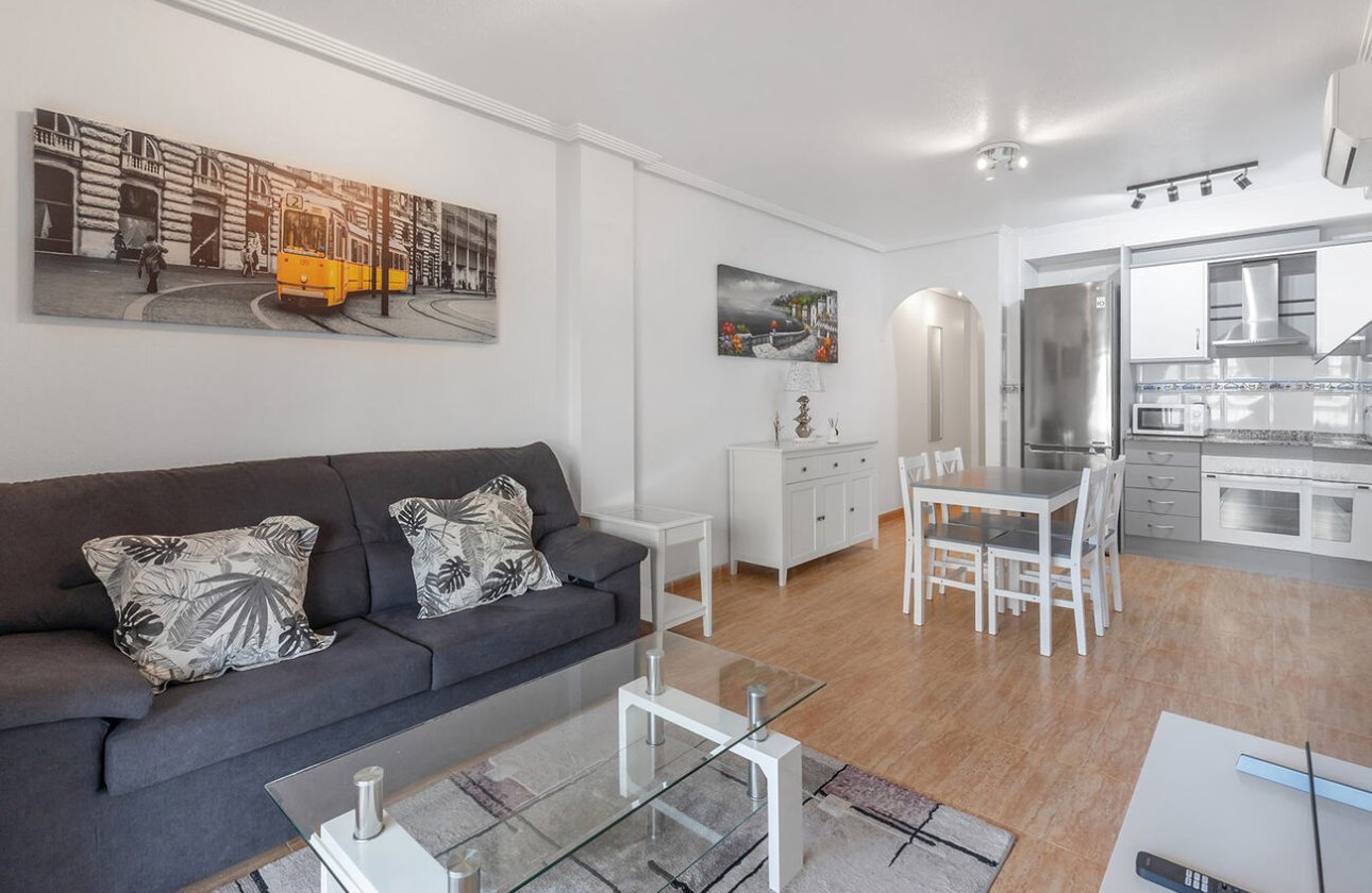 Resale - Apartment -
Orihuela Costa - Playa Flamenca