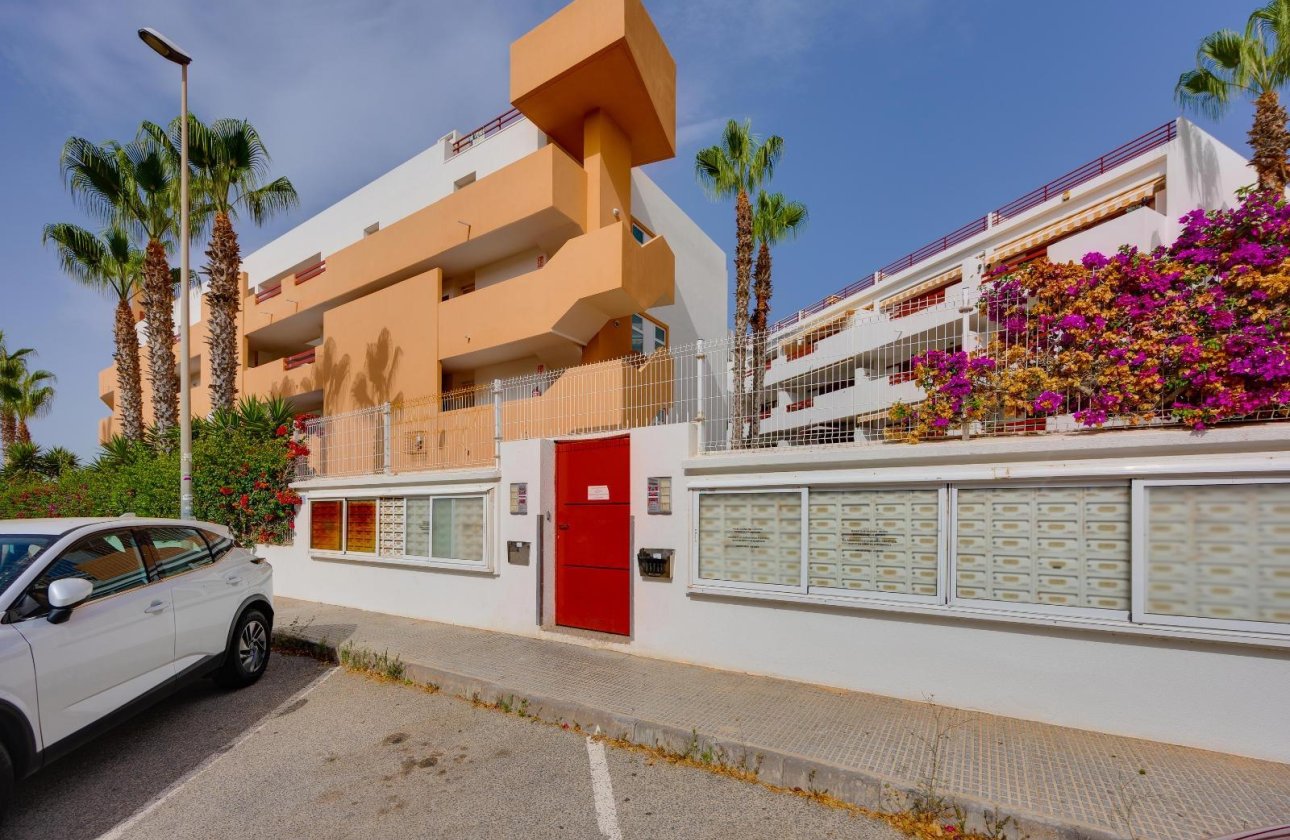 Resale - Apartment -
Orihuela Costa - Playa Flamenca