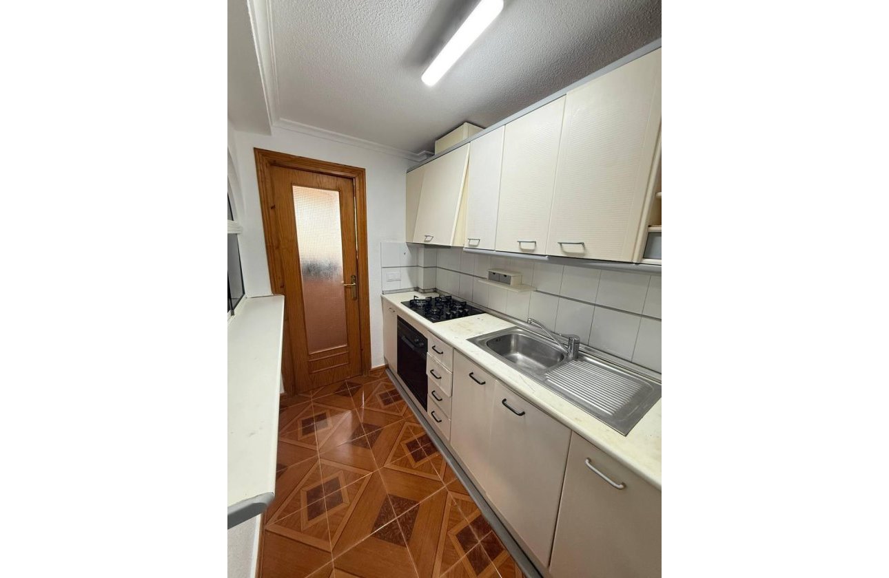 Resale - Apartment -
Orihuela Costa - Punta Prima