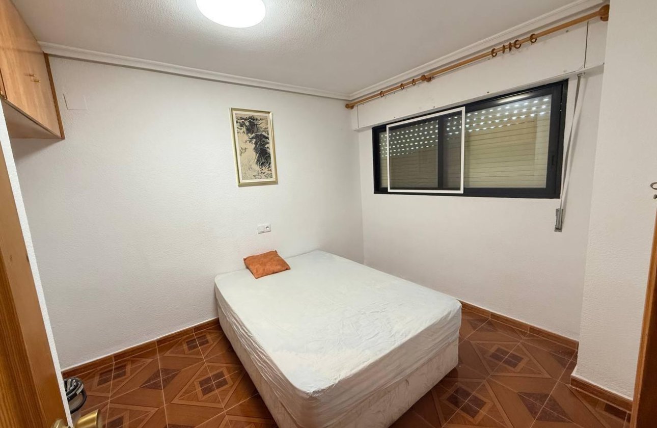 Resale - Apartment -
Orihuela Costa - Punta Prima