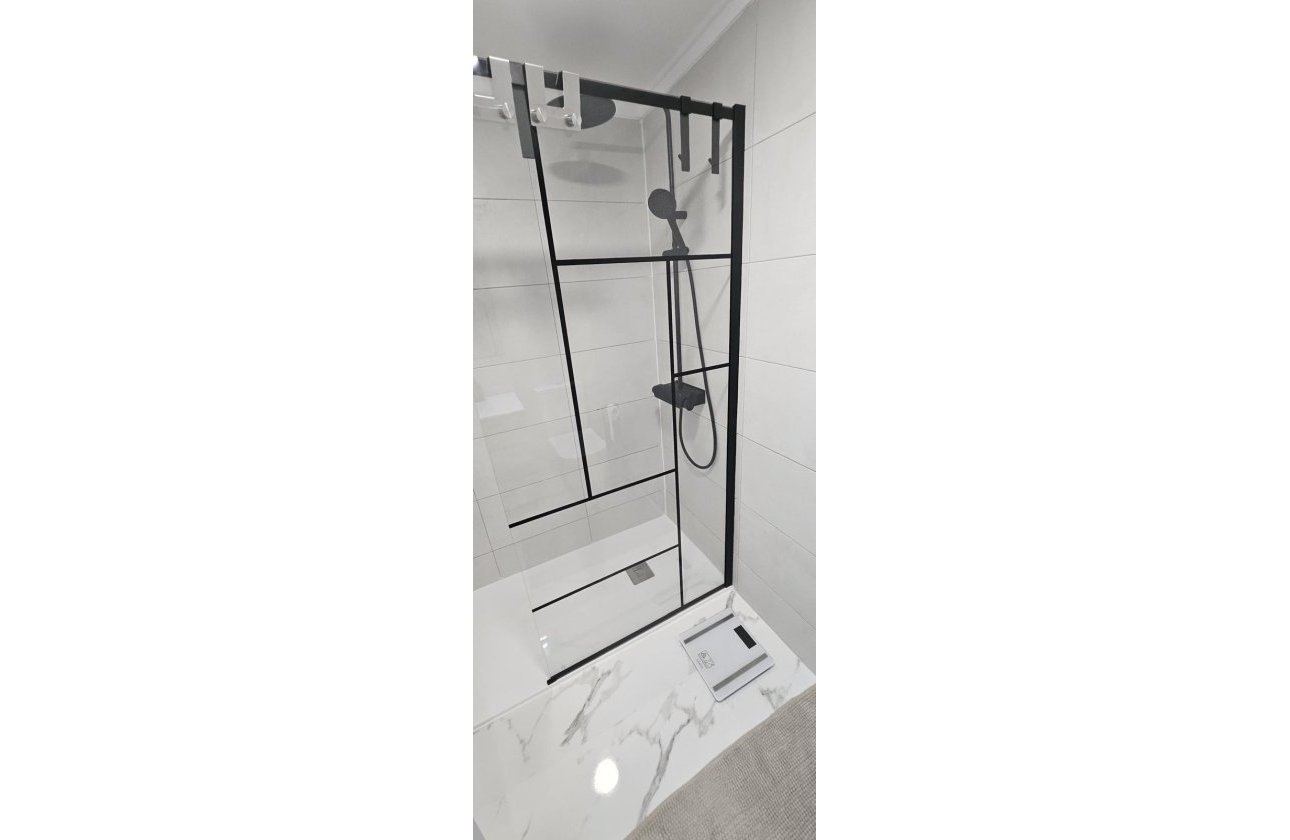 Resale - Apartment -
Orihuela Costa - Punta Prima