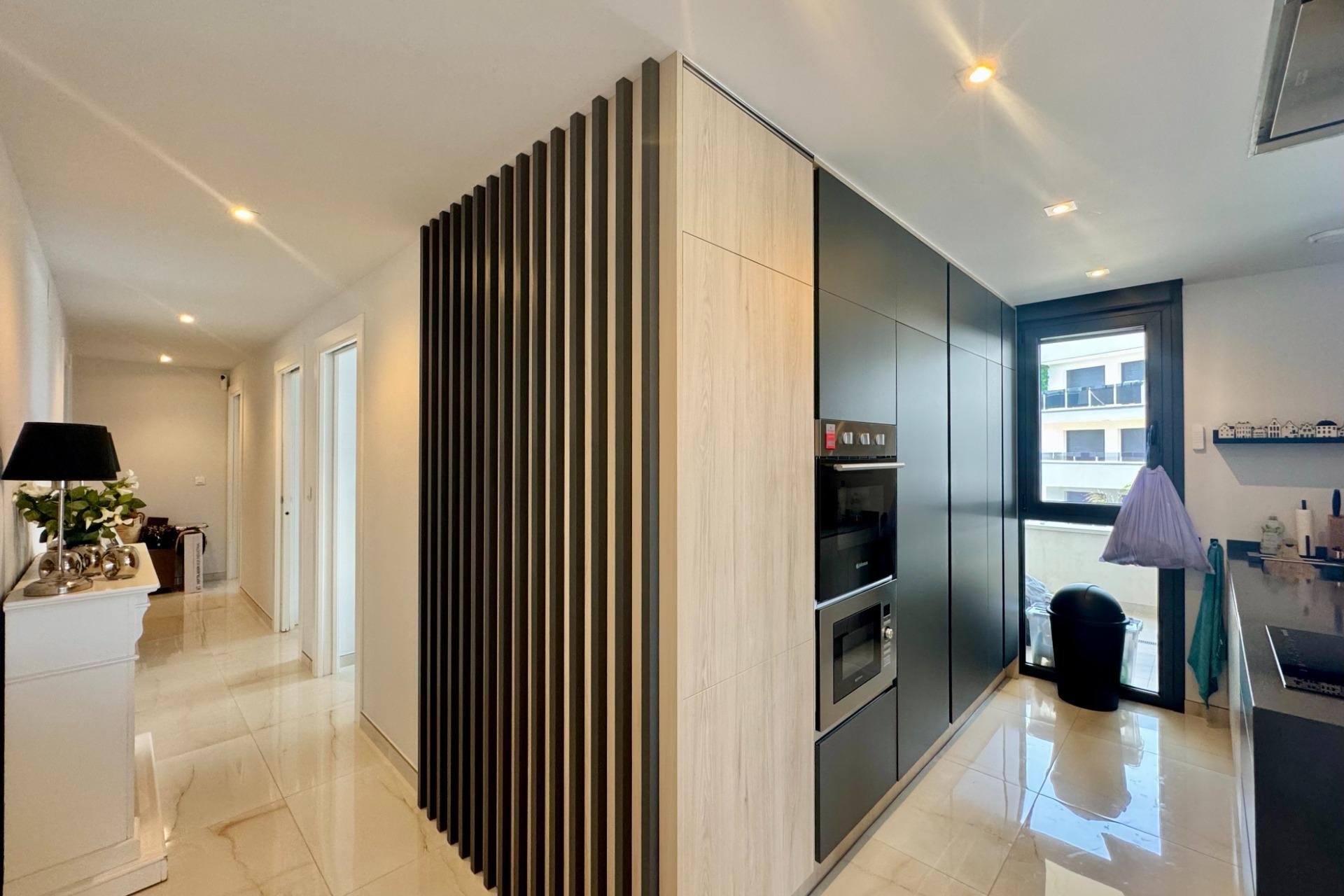 Resale - Apartment -
Orihuela Costa - Punta Prima