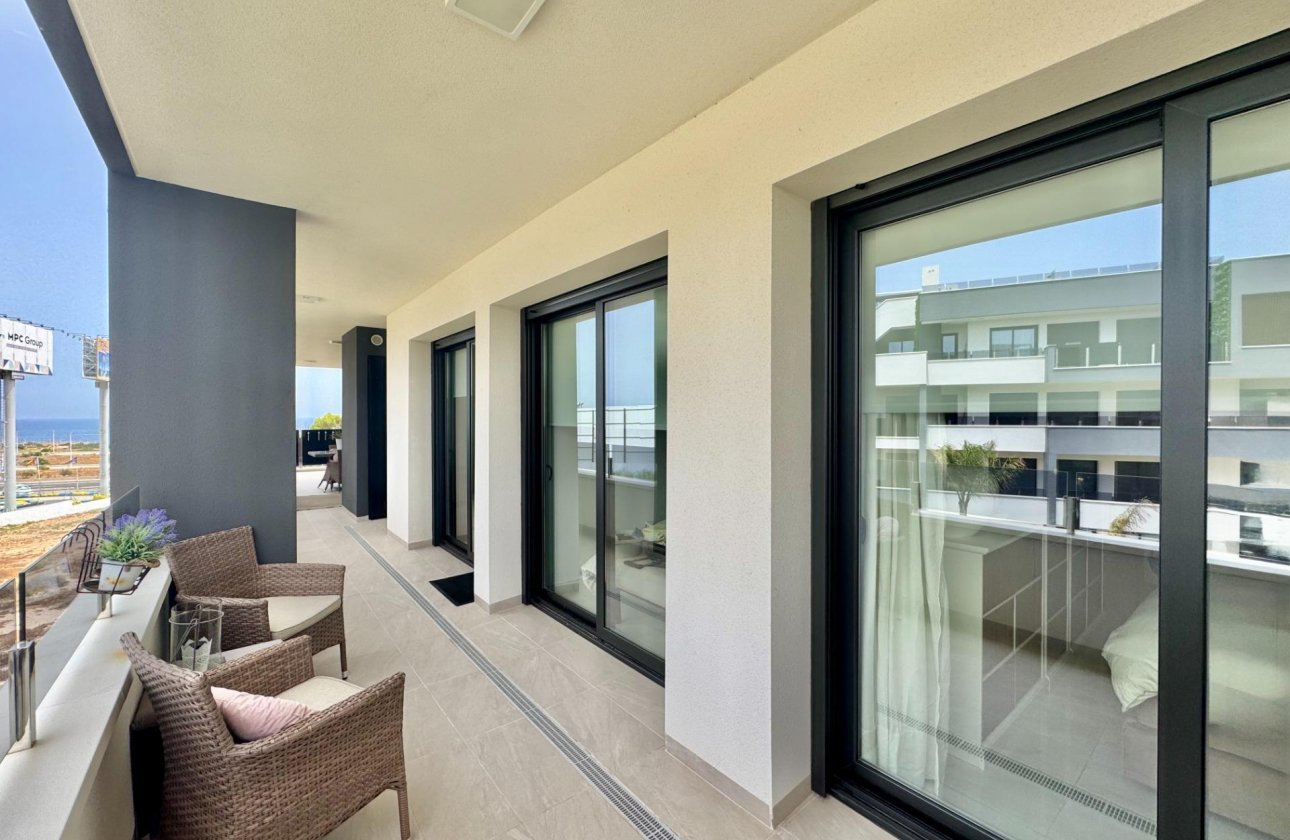 Resale - Apartment -
Orihuela Costa - Punta Prima