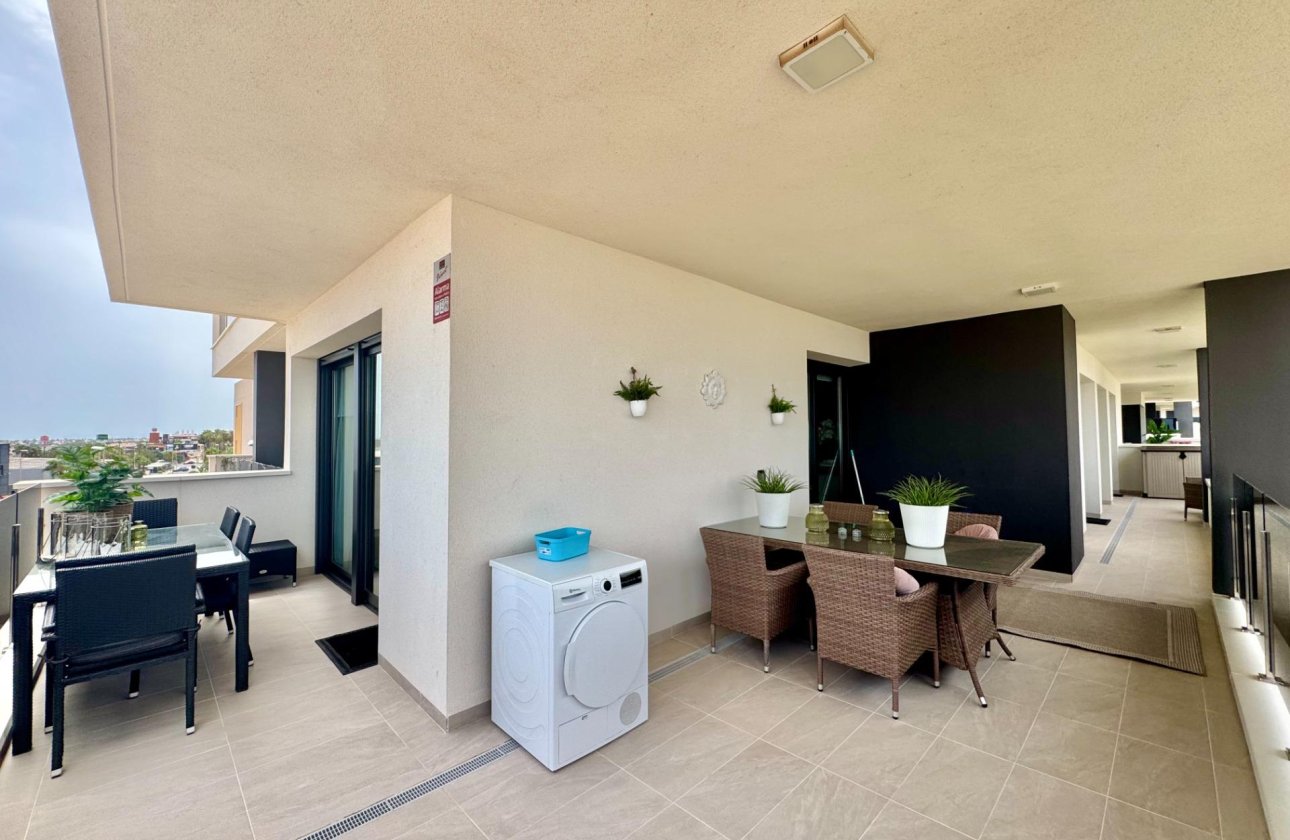 Resale - Apartment -
Orihuela Costa - Punta Prima