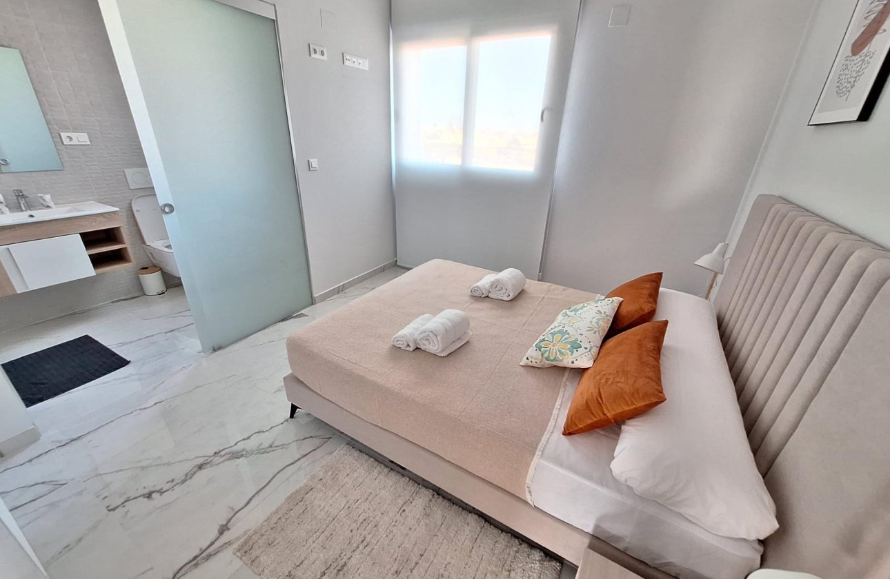 Resale - Apartment -
Orihuela Costa - Punta Prima