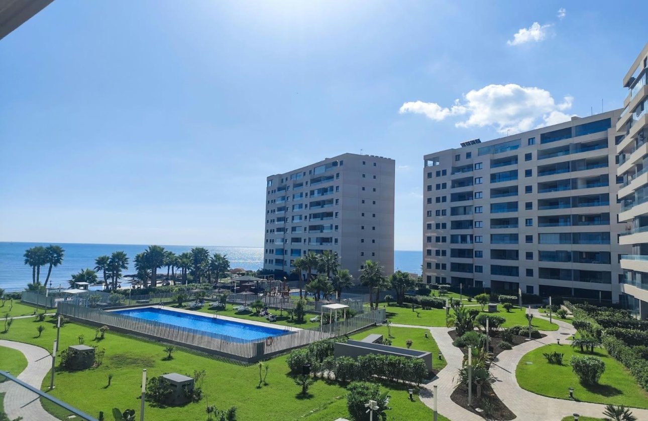 Resale - Apartment -
Orihuela Costa - Punta Prima