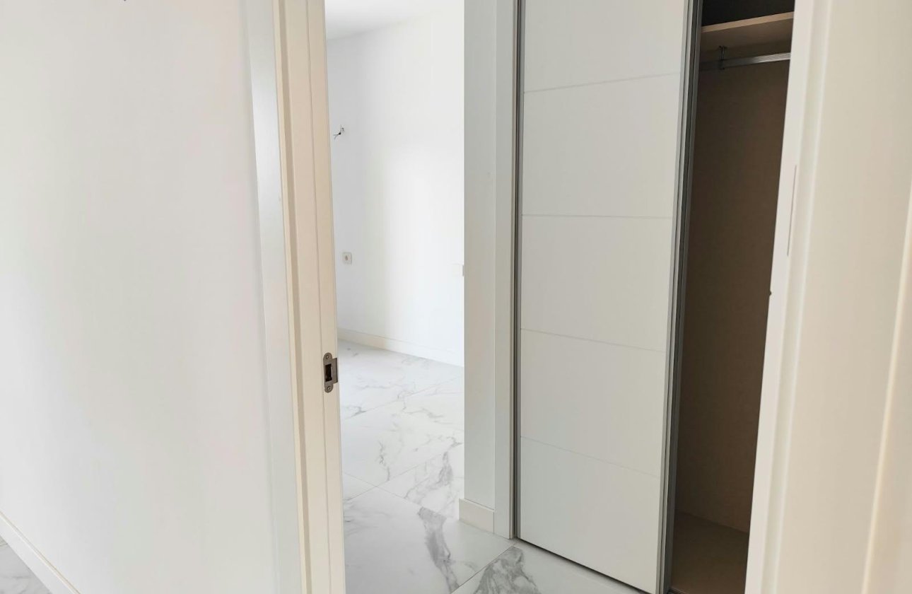 Resale - Apartment -
Orihuela Costa - Punta Prima