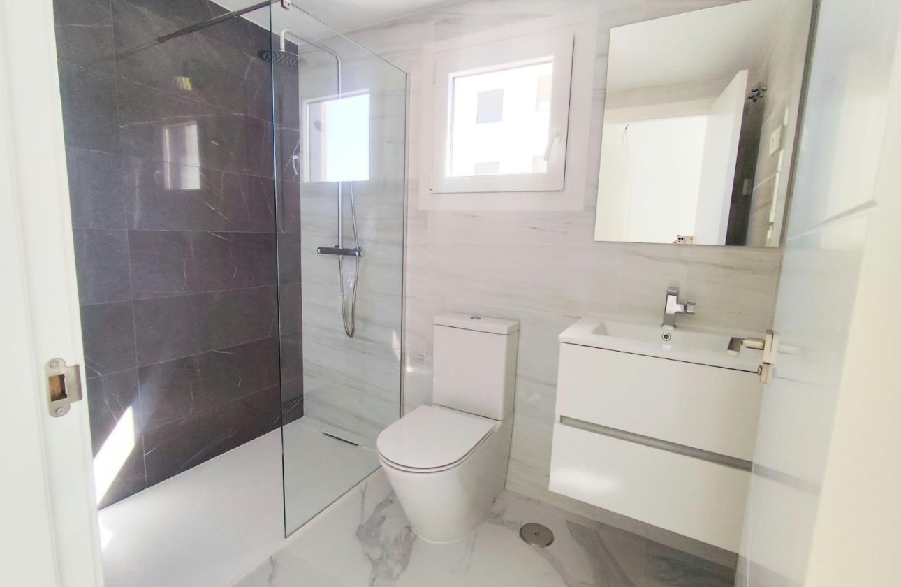 Resale - Apartment -
Orihuela Costa - Punta Prima