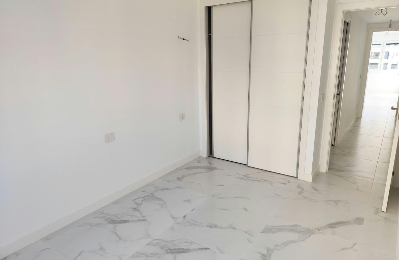 Resale - Apartment -
Orihuela Costa - Punta Prima