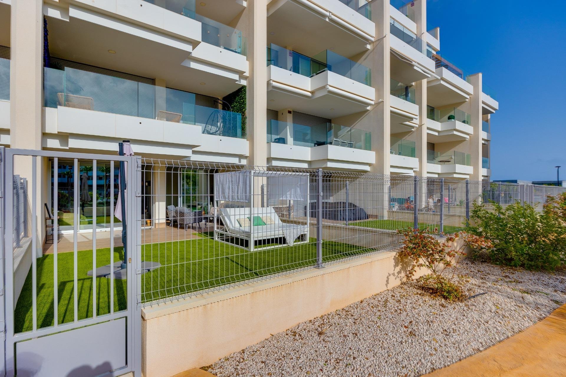 Resale - Apartment -
Orihuela Costa - Villamartín-las Filipinas