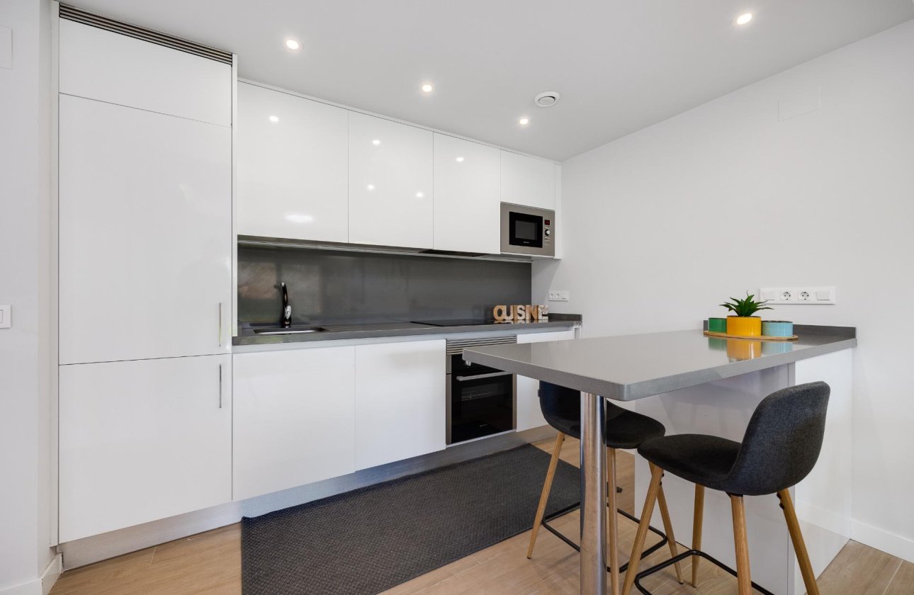 Resale - Apartment -
Orihuela Costa - Villamartín-las Filipinas