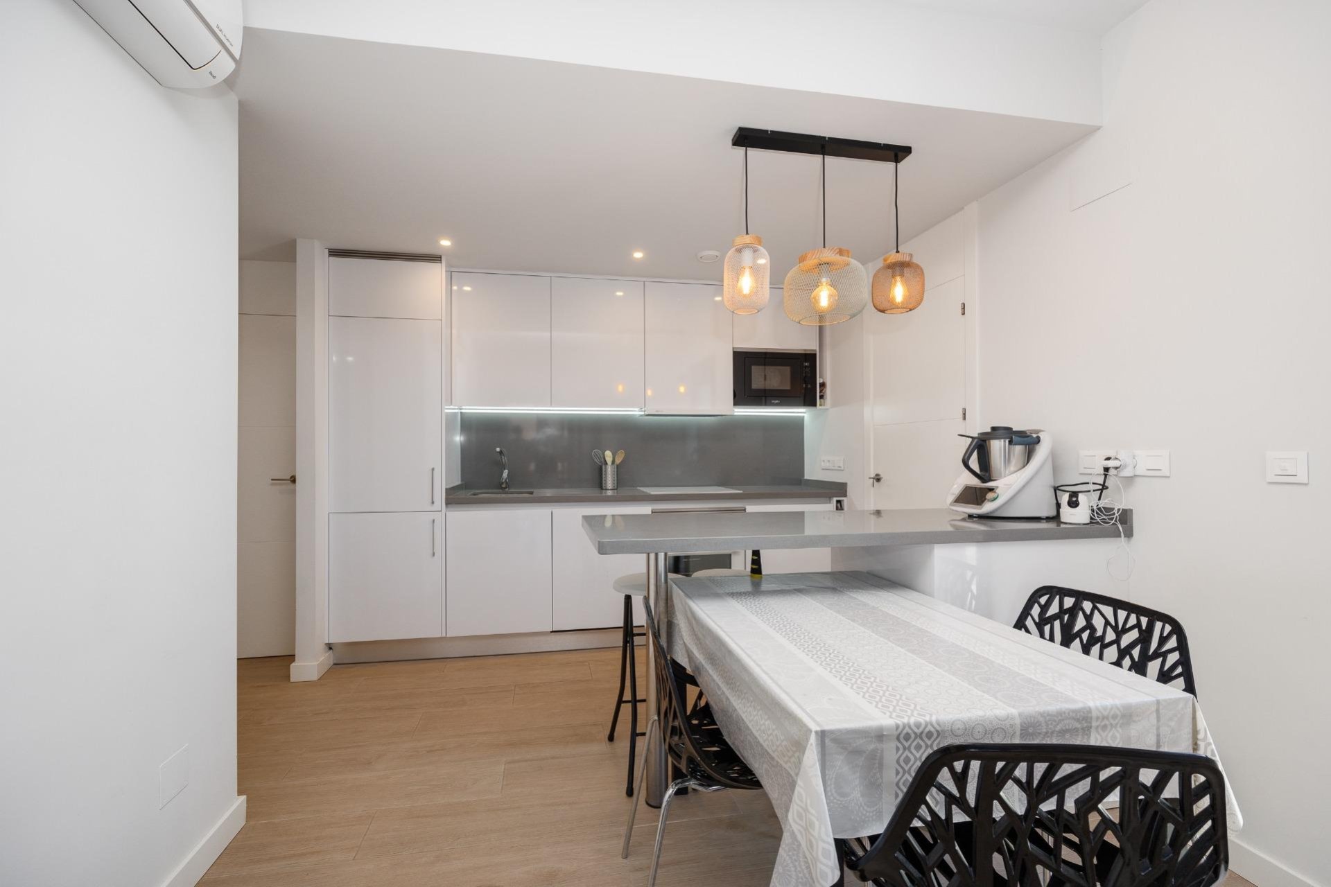 Resale - Apartment -
Orihuela Costa - Villamartín-las Filipinas