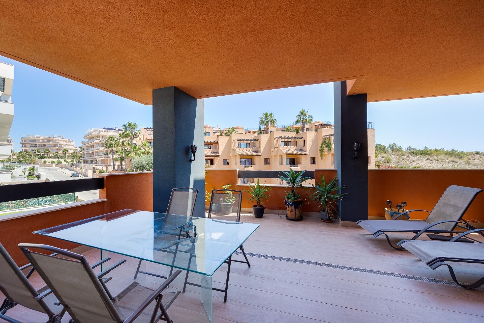 Resale - Apartment -
Orihuela Costa - Villamartín-las Filipinas