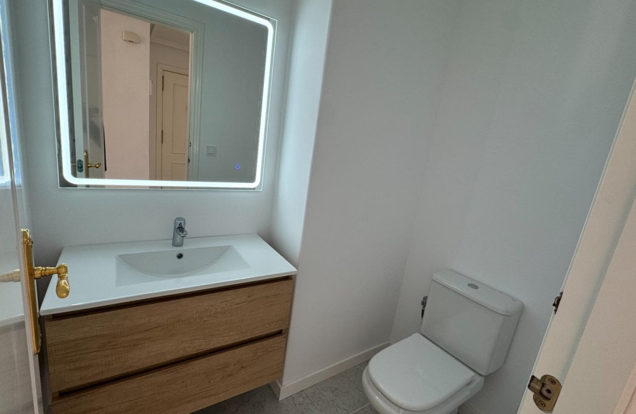 Resale - Apartment -
Orihuela Costa - Villamartín-las Filipinas